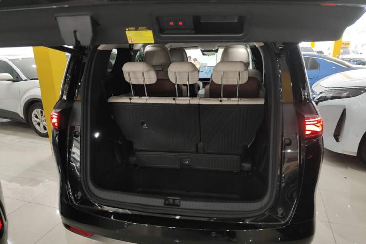 Used BYD Xia 2025 DM-i 1.5T 100km Supreme Edition Trunk