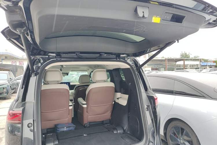 Used BYD Xia 2025 DM-i 1.5T 180km Beyond Edition Trunk