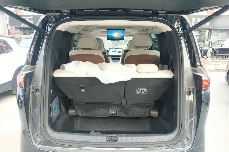 Used BYD Xia 2025 DM-i 1.5T 180km Excellence Model Trunk