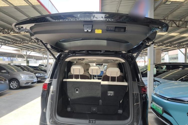 Used BYD Xia 2025 DM-i 1.5T 180km Excellence Model Trunk
