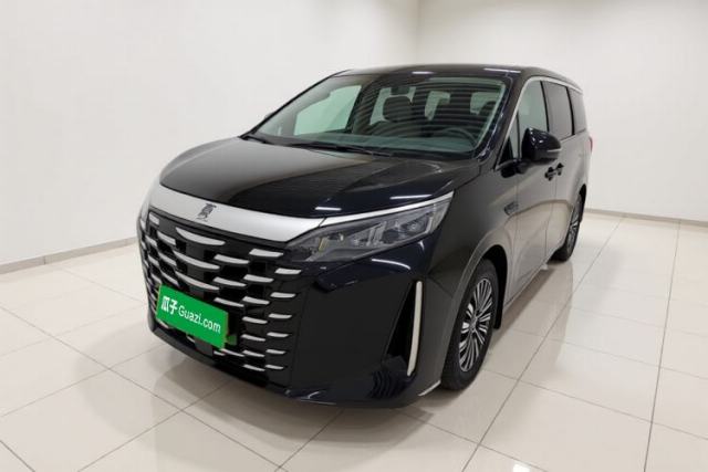 Ojetý BYD Xia 2025 DM-i 1.5T 180km Excellence Model