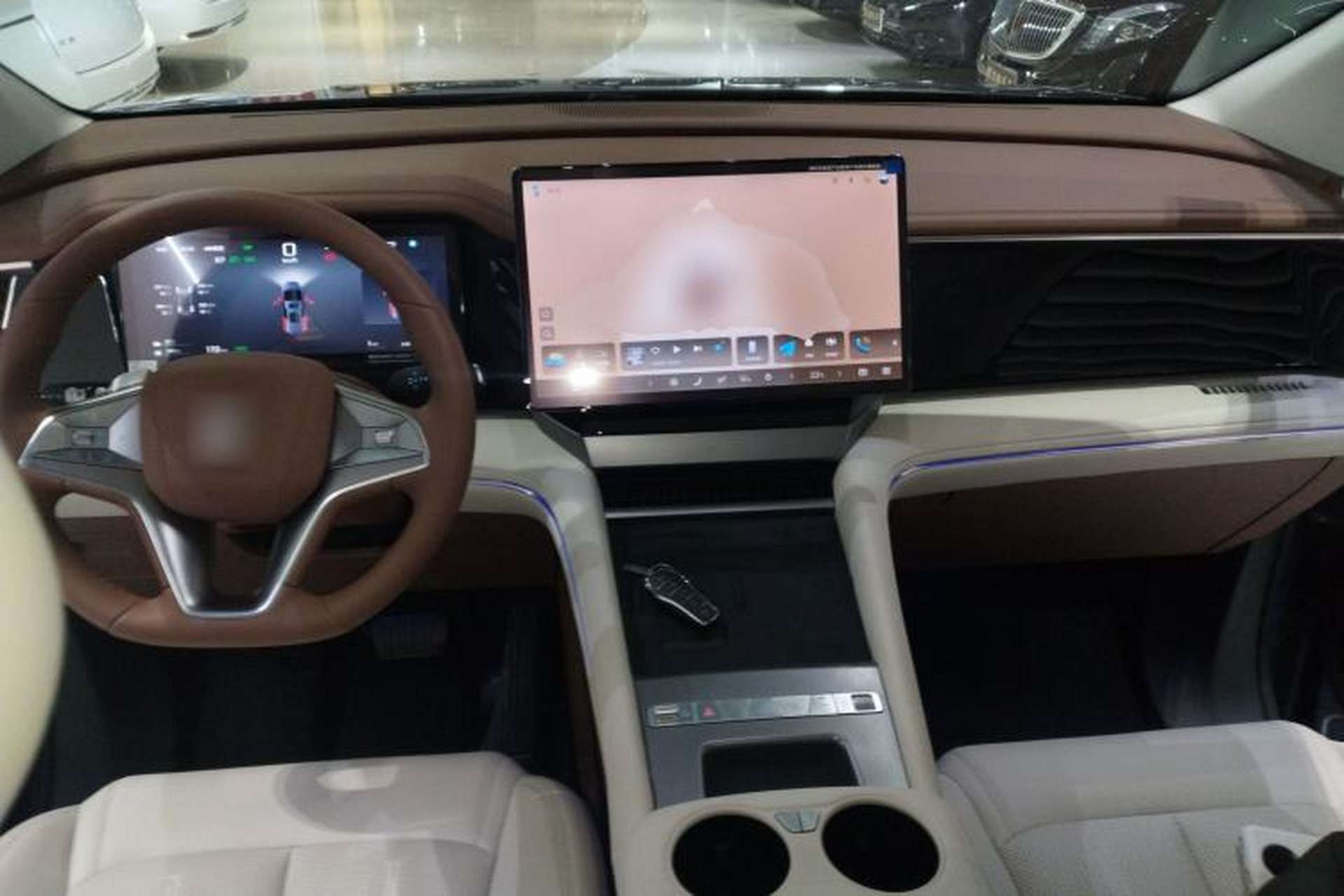Used BYD Xia 2025 DM-i 1.5T 180km Beyond Edition Center Console