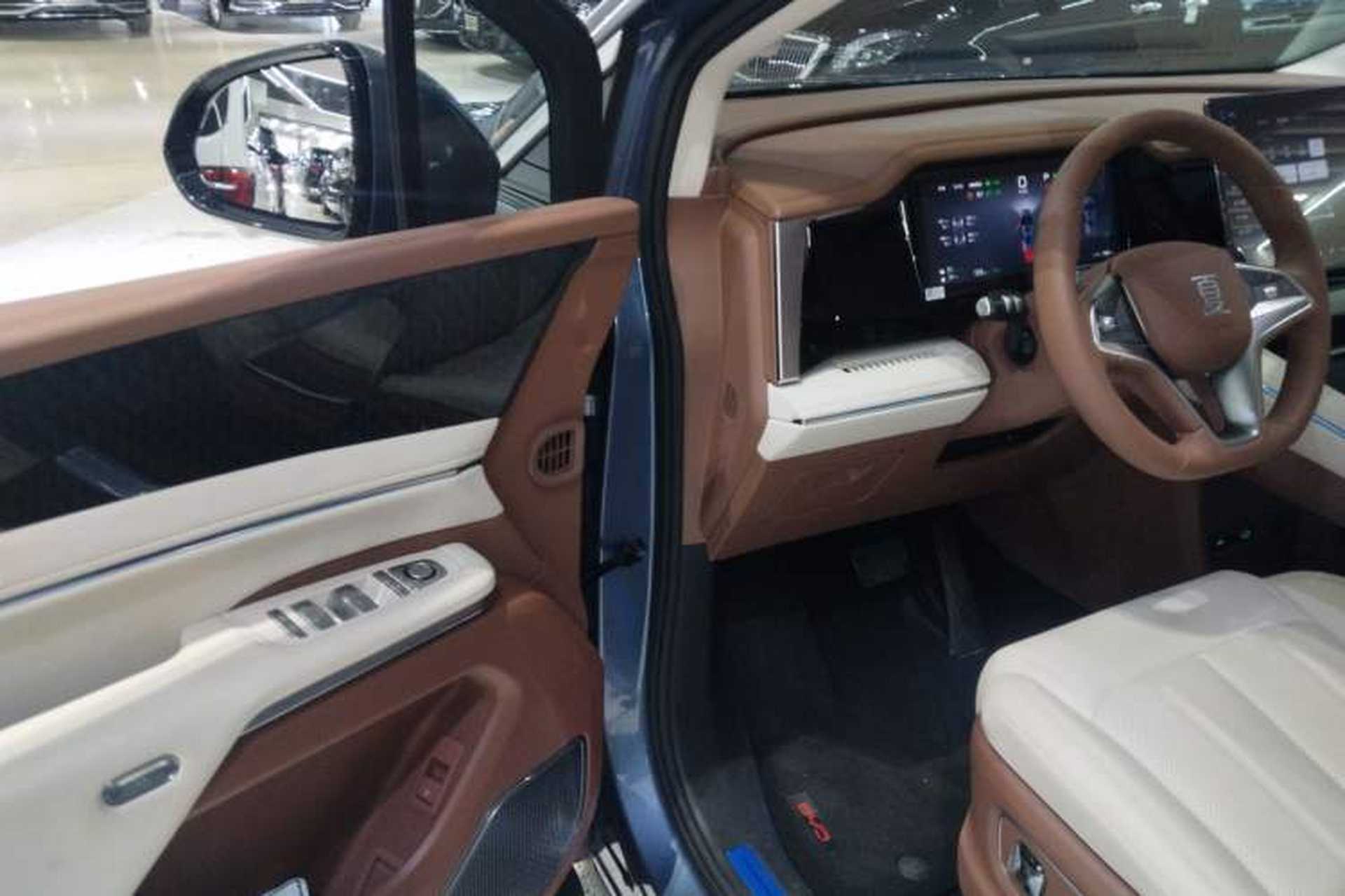 Used BYD Xia 2025 DM-i 1.5T 180km Beyond Edition Driver Seat