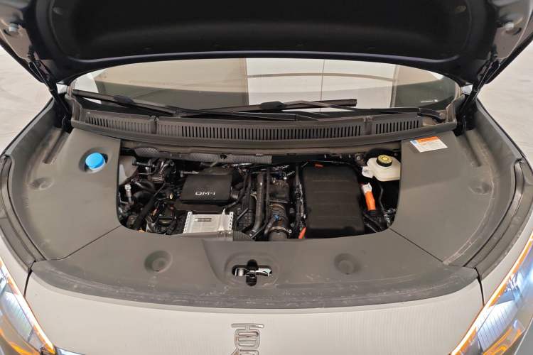 Used BYD Xia 2025 DM-i 1.5T 180km Excellence Model Engine Bay