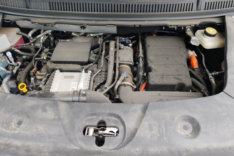 Used BYD Xia 2025 DM-i 1.5T 180km Beyond Edition Engine Bay