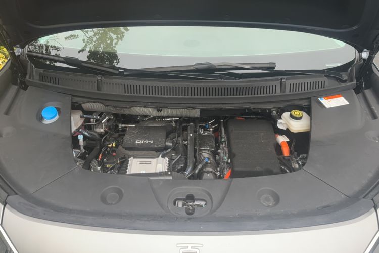 Used BYD Xia 2025 DM-i 1.5T 180km Beyond Edition Engine Bay
