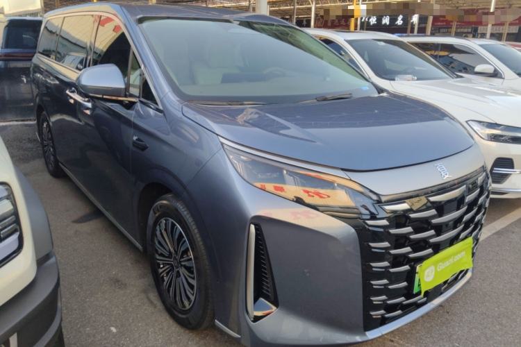 Used BYD Xia 2025 DM-i 1.5T 180km Beyond Edition Exterior 2