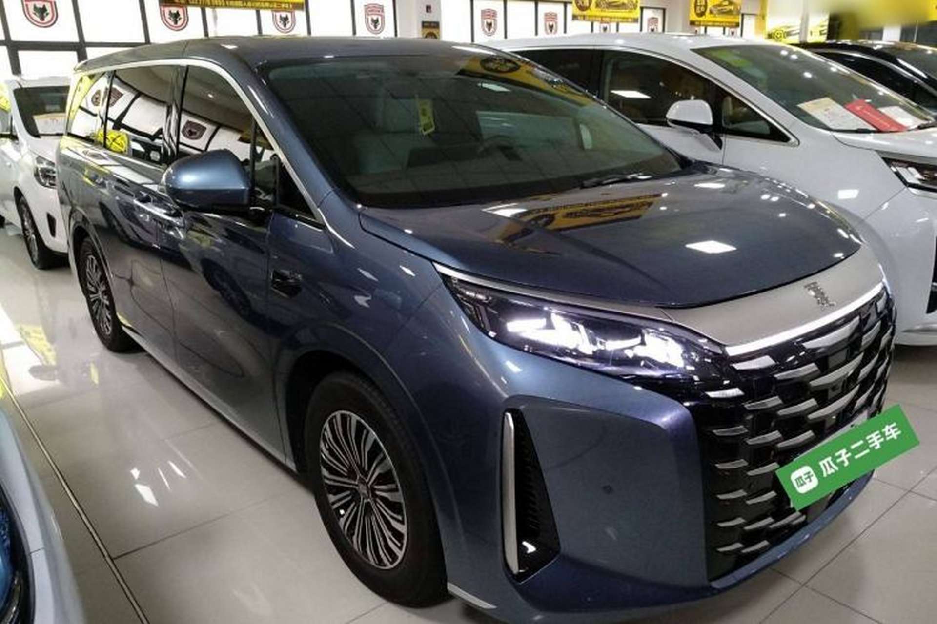 Used BYD Xia 2025 DM-i 1.5T 180km Excellence Model Exterior 2