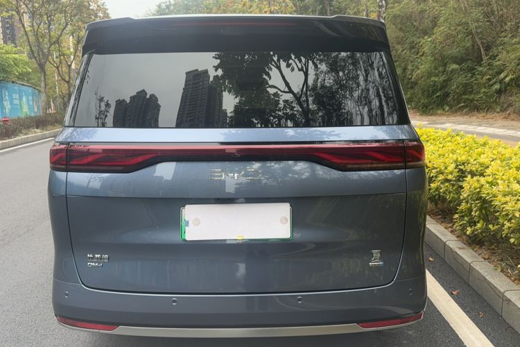 Used BYD Xia 2025 DM-i 1.5T 180km Beyond Edition Exterior 3