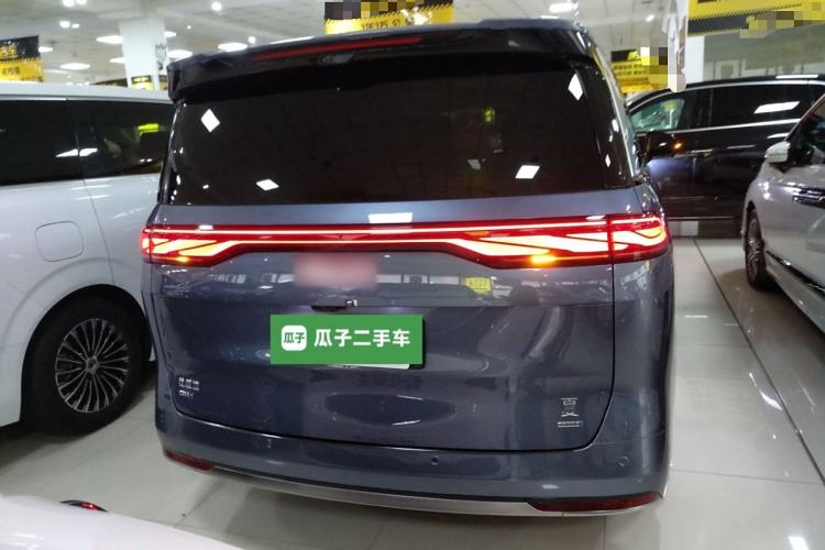 Used BYD Xia 2025 DM-i 1.5T 180km Excellence Model Exterior 4