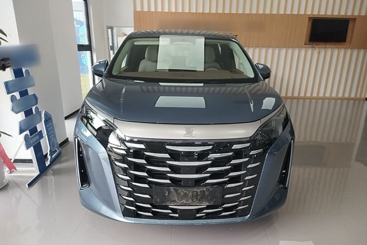 Used BYD Xia 2025 DM-i 1.5T 180km Excellence Model Front