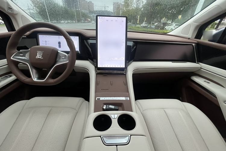 Used BYD Xia 2025 DM-i 1.5T 180km Excellence Model Interior 1