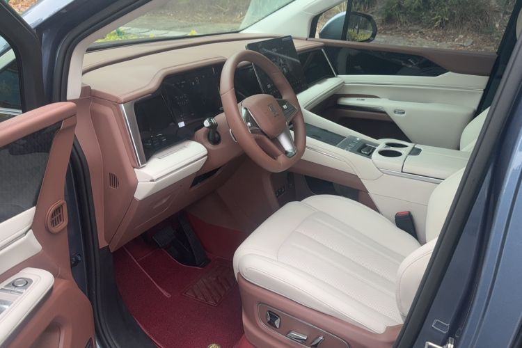 Used BYD Xia 2025 DM-i 1.5T 180km Beyond Edition Interior 2