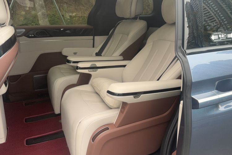 Used BYD Xia 2025 DM-i 1.5T 180km Beyond Edition Interior 3