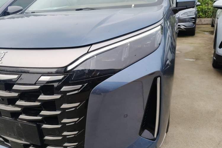 Used BYD Xia 2025 DM-i 1.5T 180km Beyond Edition Left Front Headlight