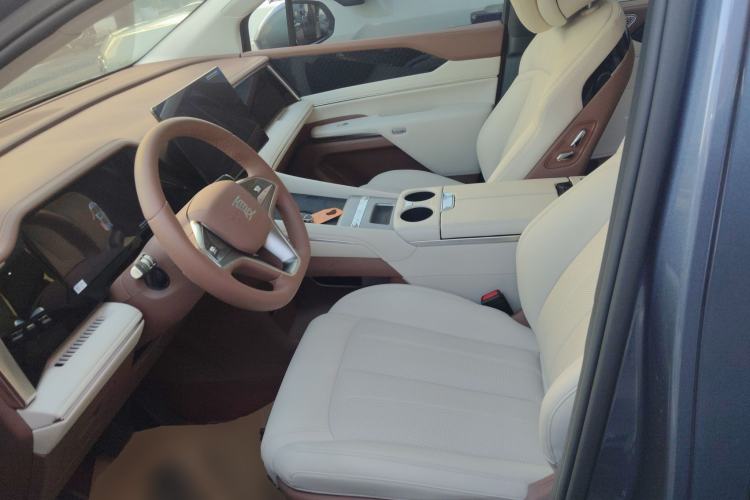 Used BYD Xia 2025 DM-i 1.5T 180km Beyond Edition Left Front Seat