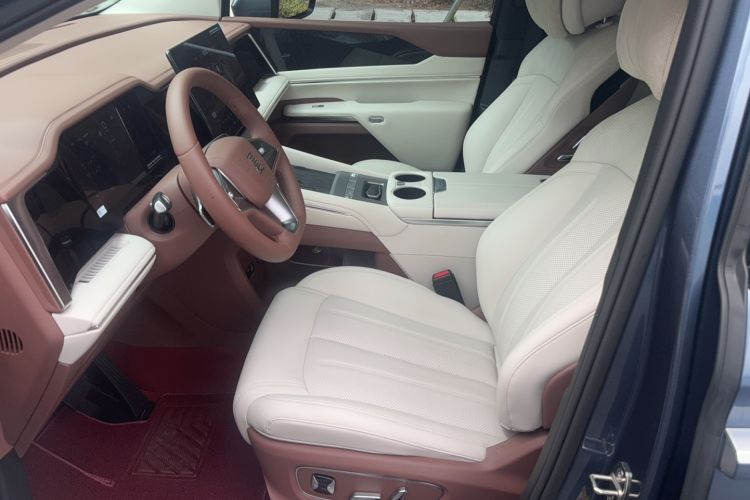 Used BYD Xia 2025 DM-i 1.5T 180km Beyond Edition Left Front Seat