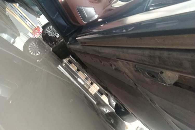Used BYD Xia 2025 DM-i 1.5T 180km Excellence Model Left Side Sill