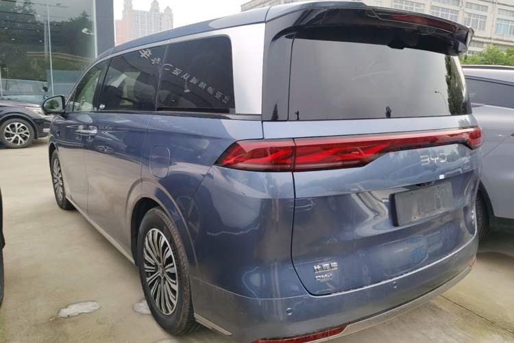 Used BYD Xia 2025 DM-i 1.5T 180km Beyond Edition Rear Left 45 Deg