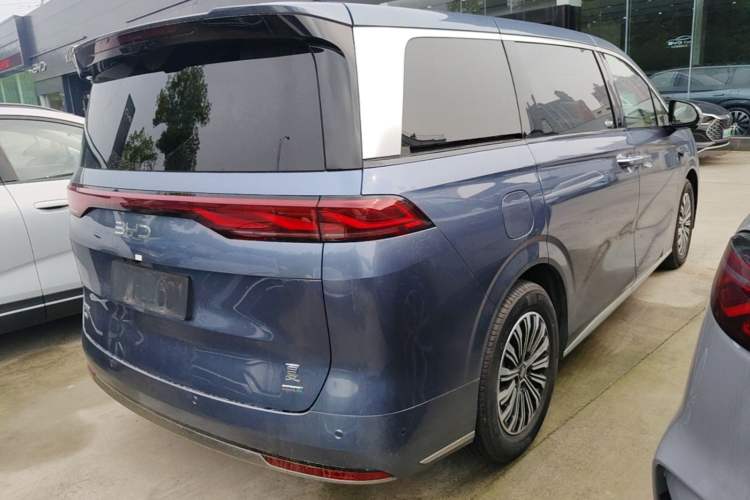 Used BYD Xia 2025 DM-i 1.5T 180km Beyond Edition Rear Right 45 Deg
