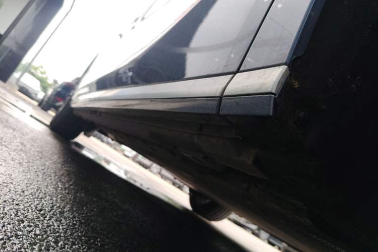 Used BYD Xia 2025 DM-i 1.5T 180km Beyond Edition Right Side Sill