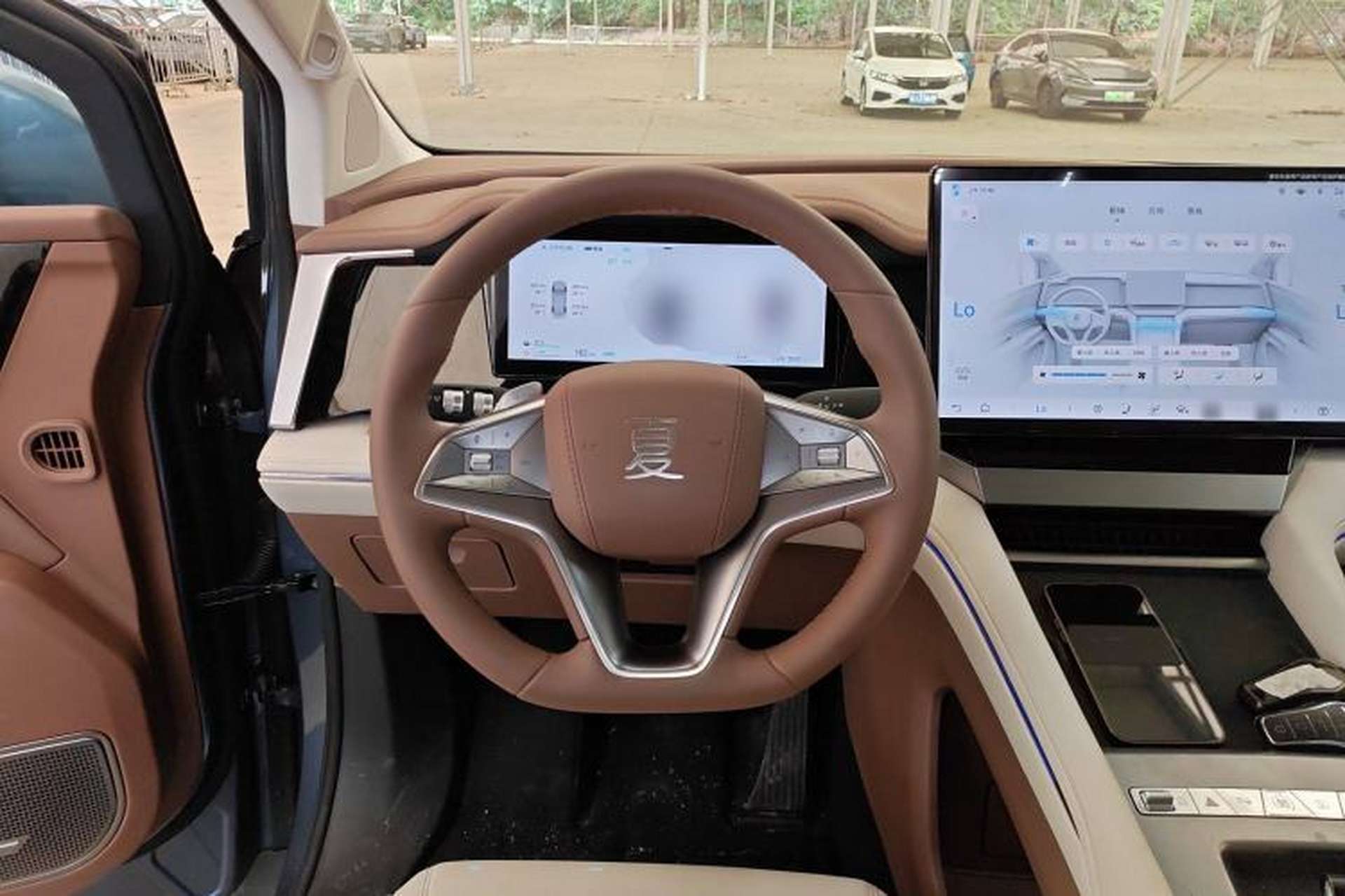 Used BYD Xia 2025 DM-i 1.5T 180km Excellence Model Steering Wheel
