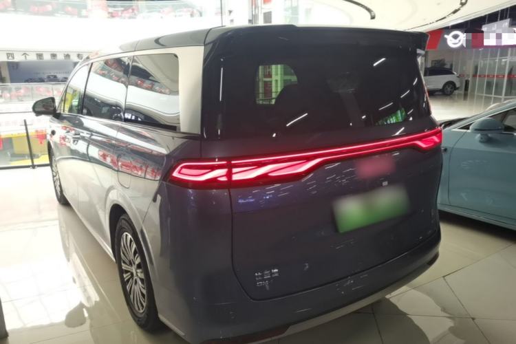 Used BYD Xia 2025 DM-i 1.5T 180km Excellence Model Exterior 2