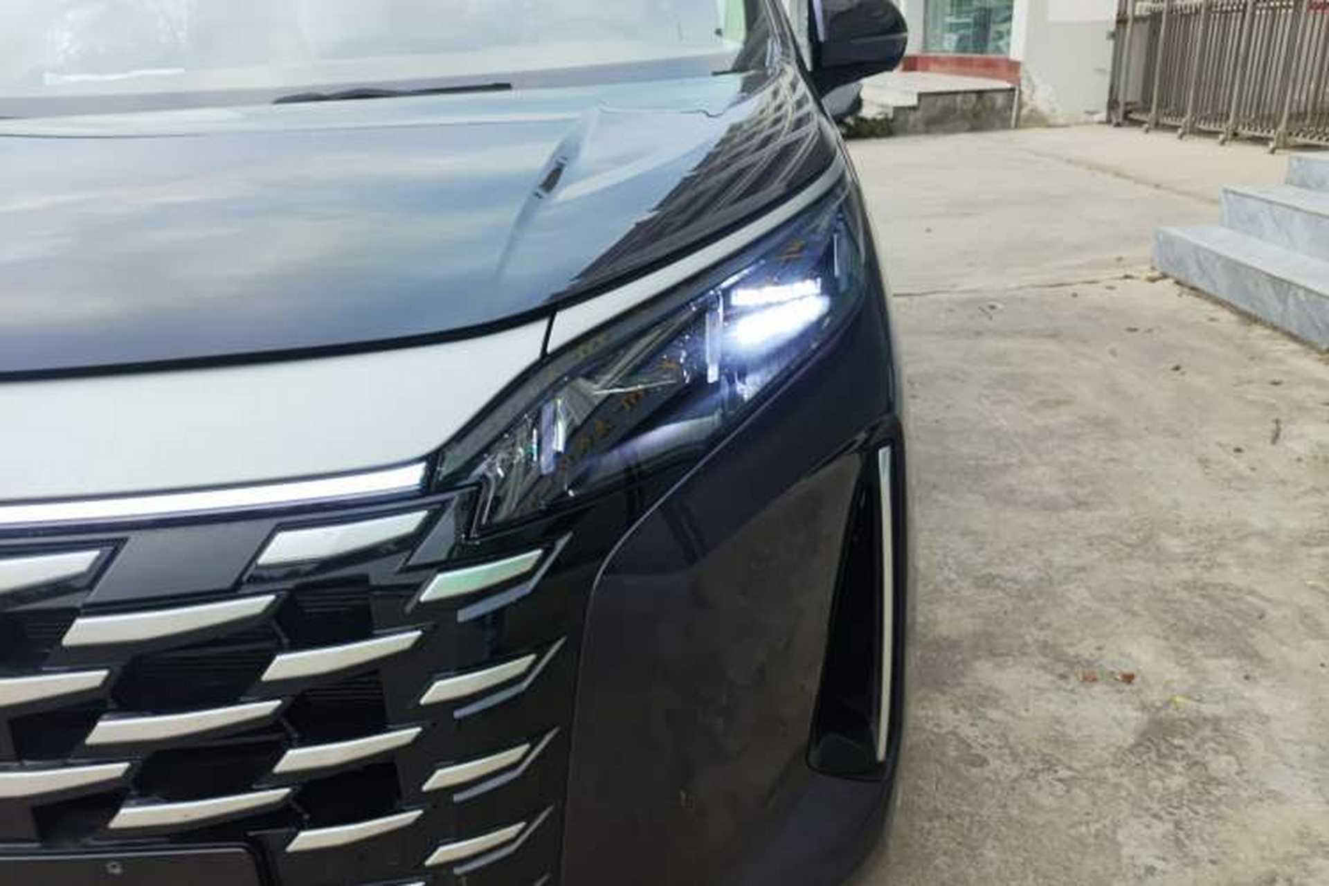 Used BYD Xia 2025 DM-i 1.5T 100km Leading Model Left Front Headlight