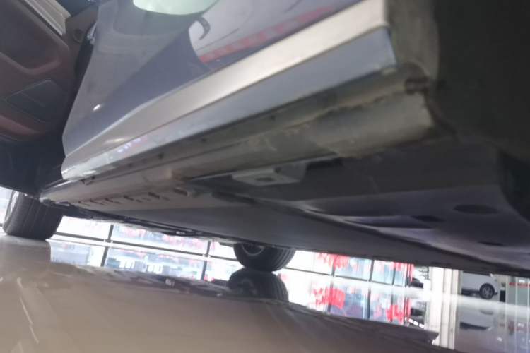 Used BYD Xia 2025 DM-i 1.5T 180km Excellence Model Left Side Sill