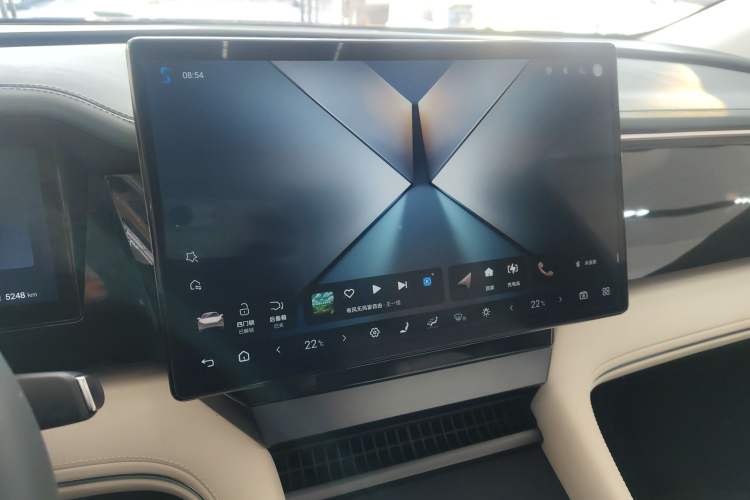 Used BYD Xia 2025 DM-i 1.5T 180km Beyond Edition Audio And AC Panel
