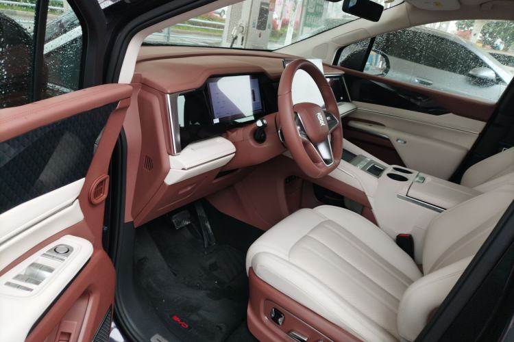 Used BYD Xia 2025 DM-i 1.5T 180km Excellence Model Driver Seat
