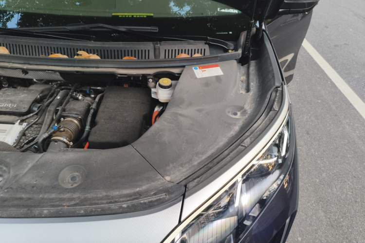 Used BYD Xia 2025 DM-i 1.5T 180km Excellence Model Engine Bay Left