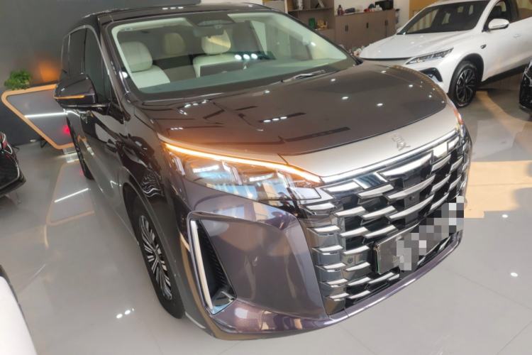 Used BYD Xia 2025 DM-i 1.5T 180km Beyond Edition Exterior 2
