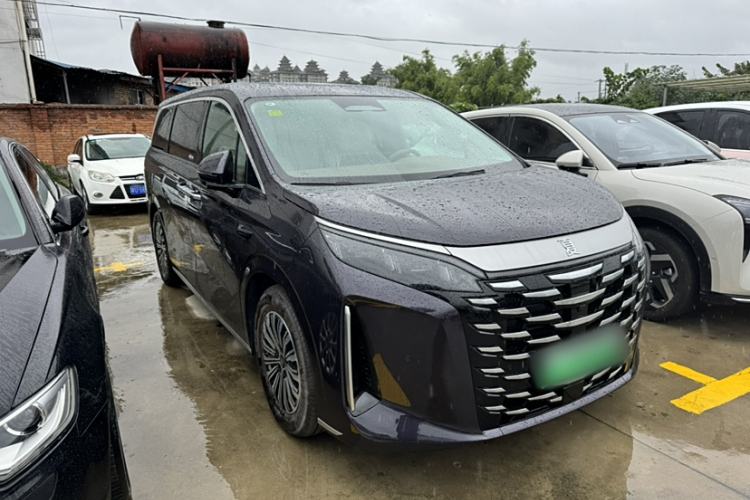 Used BYD Xia 2025 DM-i 1.5T 180km Beyond Edition Exterior 2