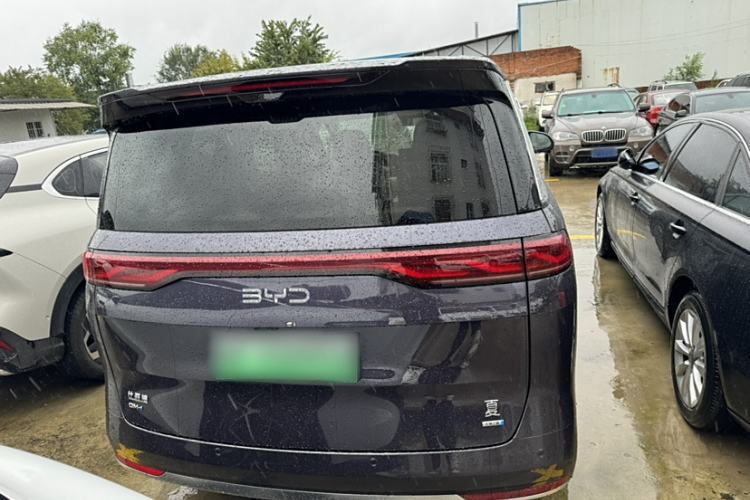 Used BYD Xia 2025 DM-i 1.5T 180km Beyond Edition Exterior 3