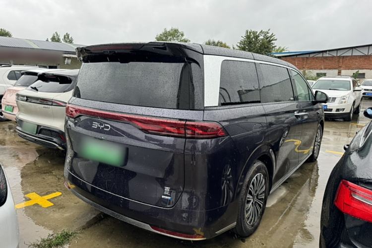 Used BYD Xia 2025 DM-i 1.5T 180km Beyond Edition Exterior 4