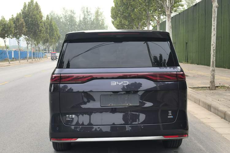 Used BYD Xia 2025 DM-i 1.5T 180km Excellence Model Exterior 5