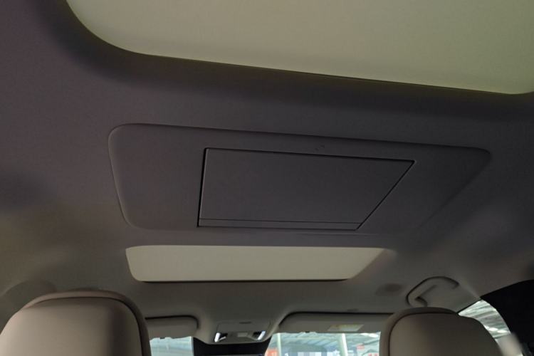 Used BYD Xia 2025 DM-i 1.5T 180km Excellence Model Headliner