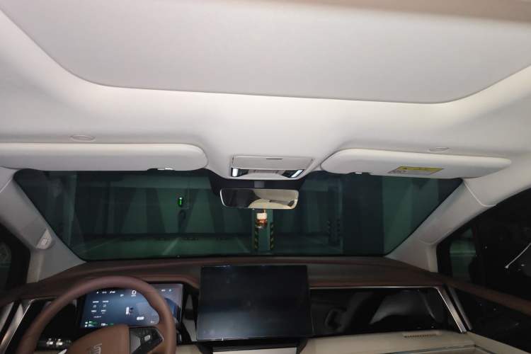 Used BYD Xia 2025 DM-i 1.5T 100km Supreme Edition Headliner