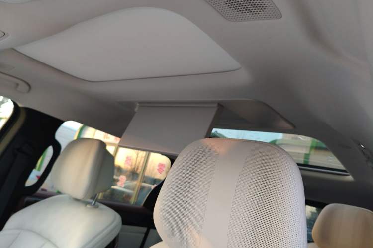 Used BYD Xia 2025 DM-i 1.5T 180km Excellence Model Headliner