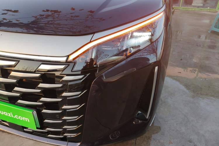Used BYD Xia 2025 DM-i 1.5T 180km Excellence Model Left Front Headlight