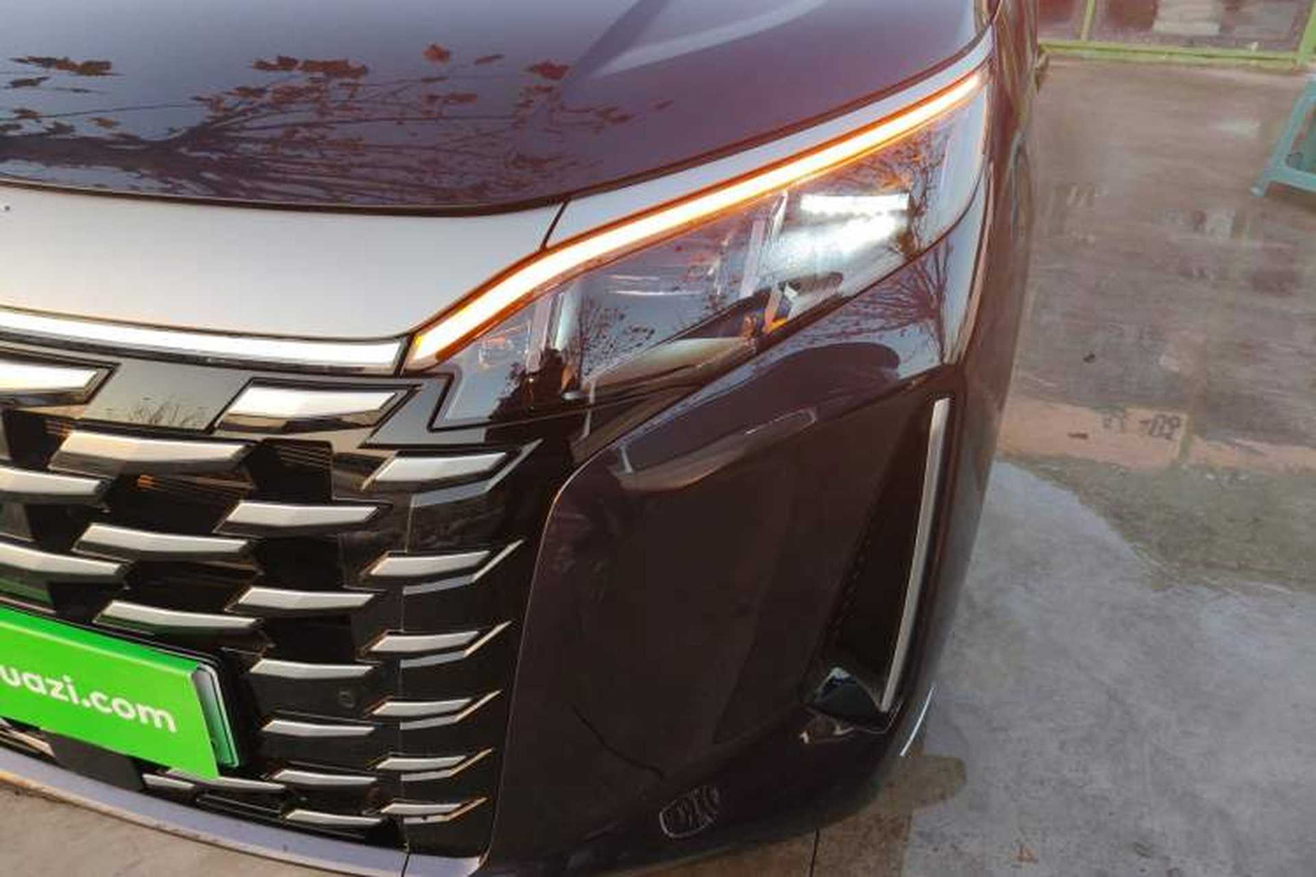 Used BYD Xia 2025 DM-i 1.5T 180km Excellence Model Left Front Headlight