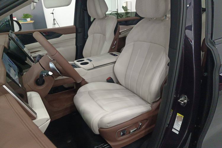Used BYD Xia 2025 DM-i 1.5T 180km Excellence Model Left Front Seat