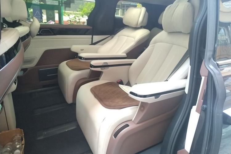 Used BYD Xia 2025 DM-i 1.5T 180km Excellence Model Left Rear Seat