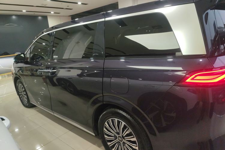 Used BYD Xia 2025 DM-i 1.5T 180km Excellence Model Left Side