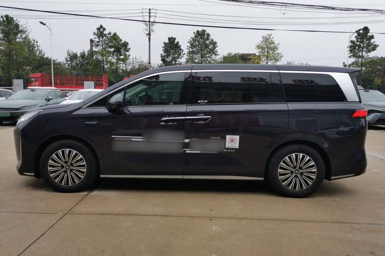 Used BYD Xia 2025 DM-i 1.5T 180km Excellence Model Left Side
