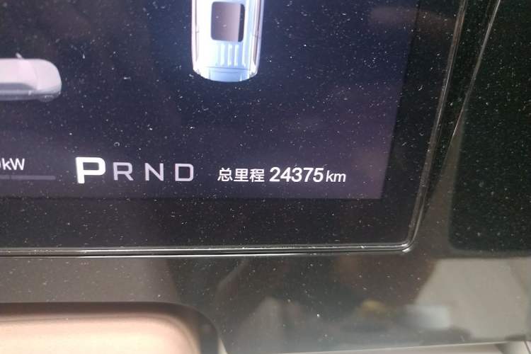 Used BYD Xia 2025 DM-i 1.5T 180km Excellence Model Odometer Close Up