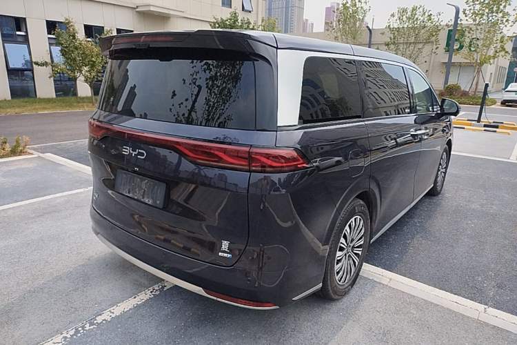 Used BYD Xia 2025 DM-i 1.5T 180km Excellence Model Rear Right 45 Deg