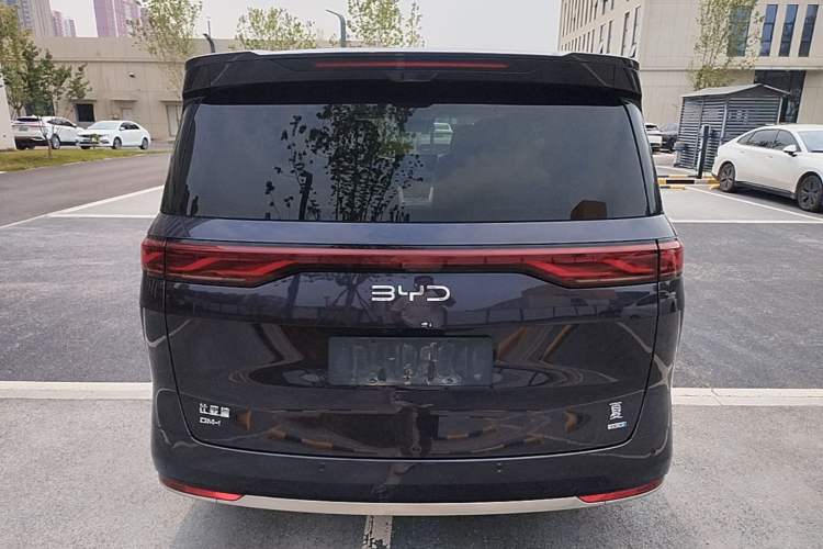 Used BYD Xia 2025 DM-i 1.5T 180km Excellence Model Rear