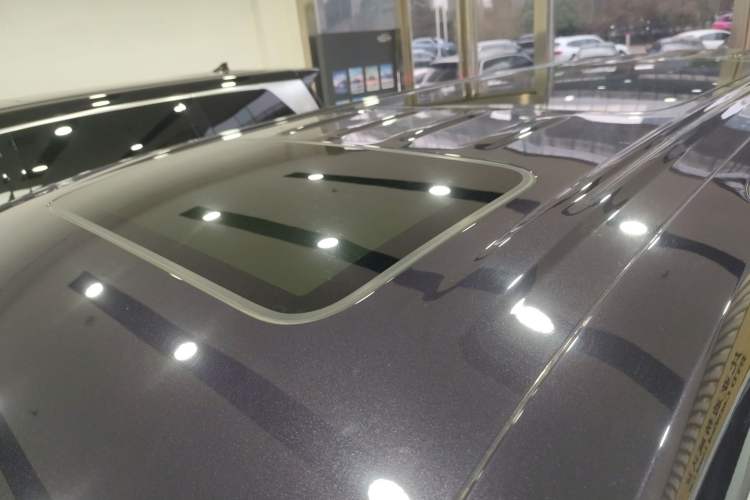 Used BYD Xia 2025 DM-i 1.5T 180km Excellence Model Roof
